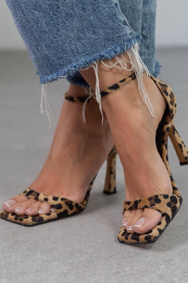 Júlia - Sandalias de tacón alto con estampado de leopardo