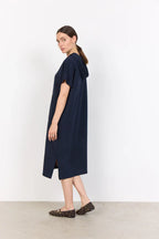 Sásquia - Vestido casual con capucha