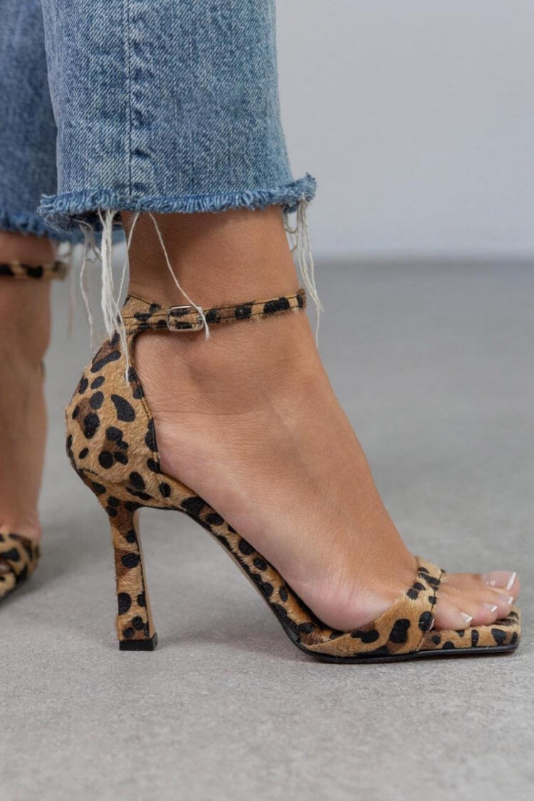 Júlia - Sandalias de tacón alto con estampado de leopardo