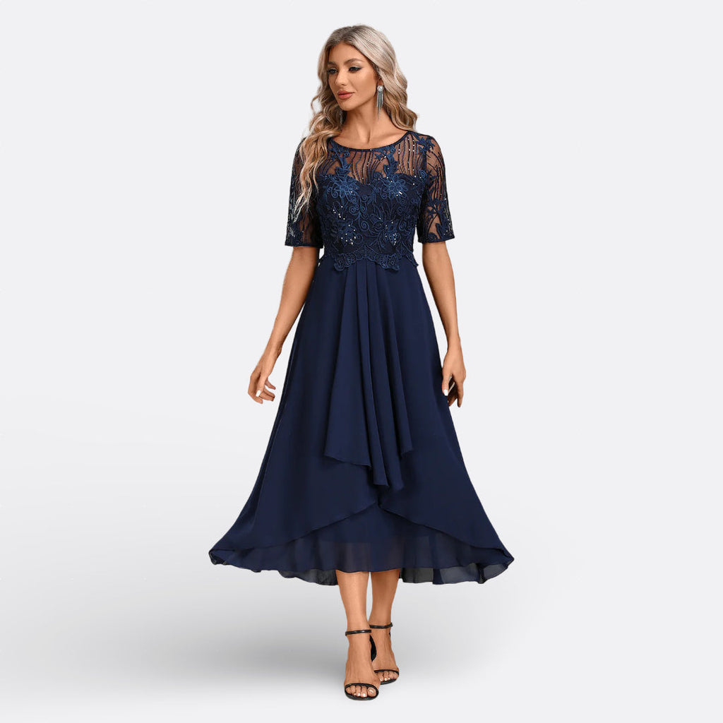Mariana - Vestido de Encaje y Manga Corta