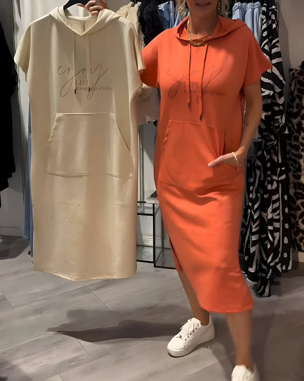 Sásquia - Vestido casual con capucha