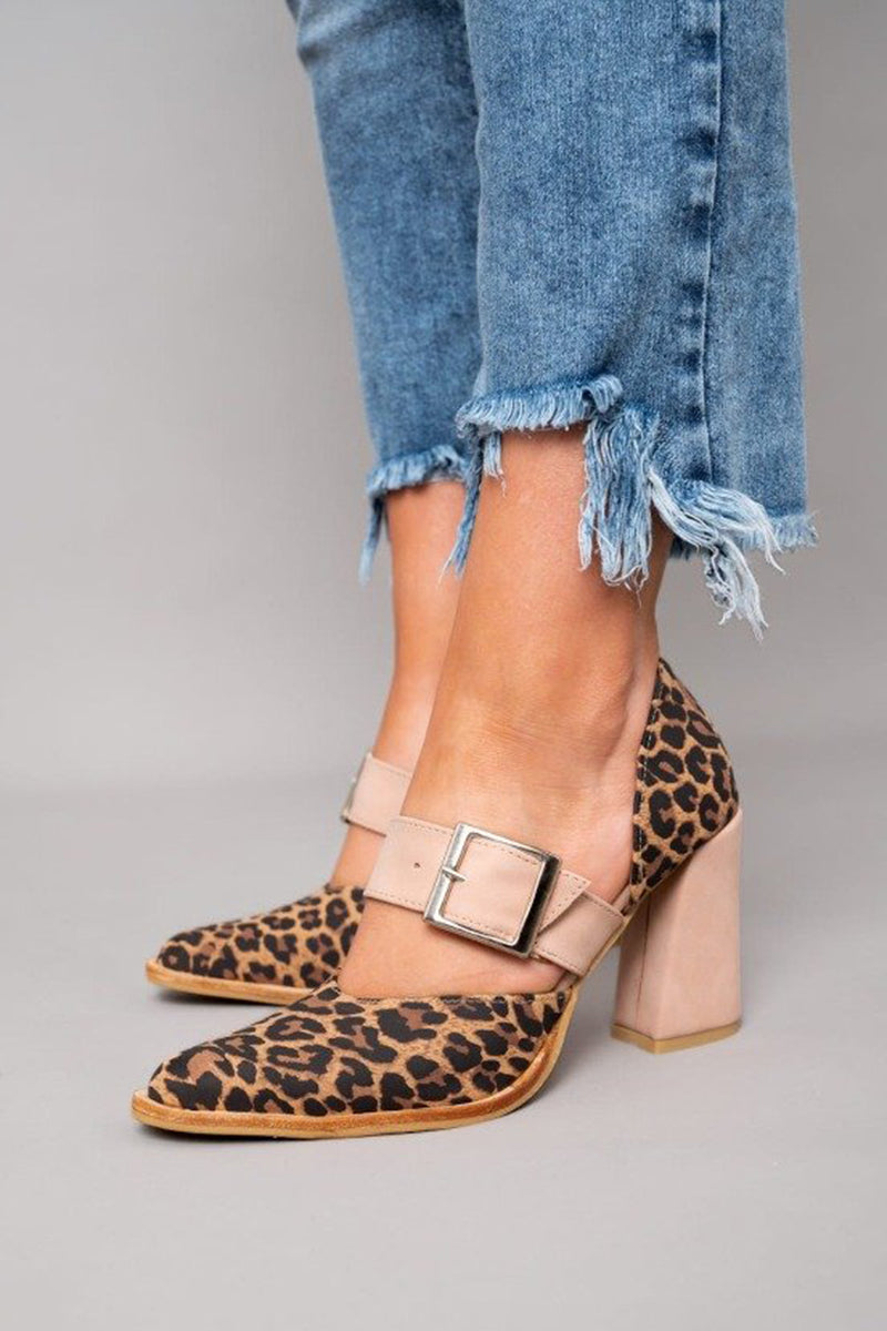 Selveta - Sandalias de ante con patrón de leopardo y tacón estable