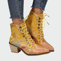 Botines de cuero con flores