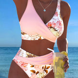 Bikini Floral con Abertura y Diseño Contrastante