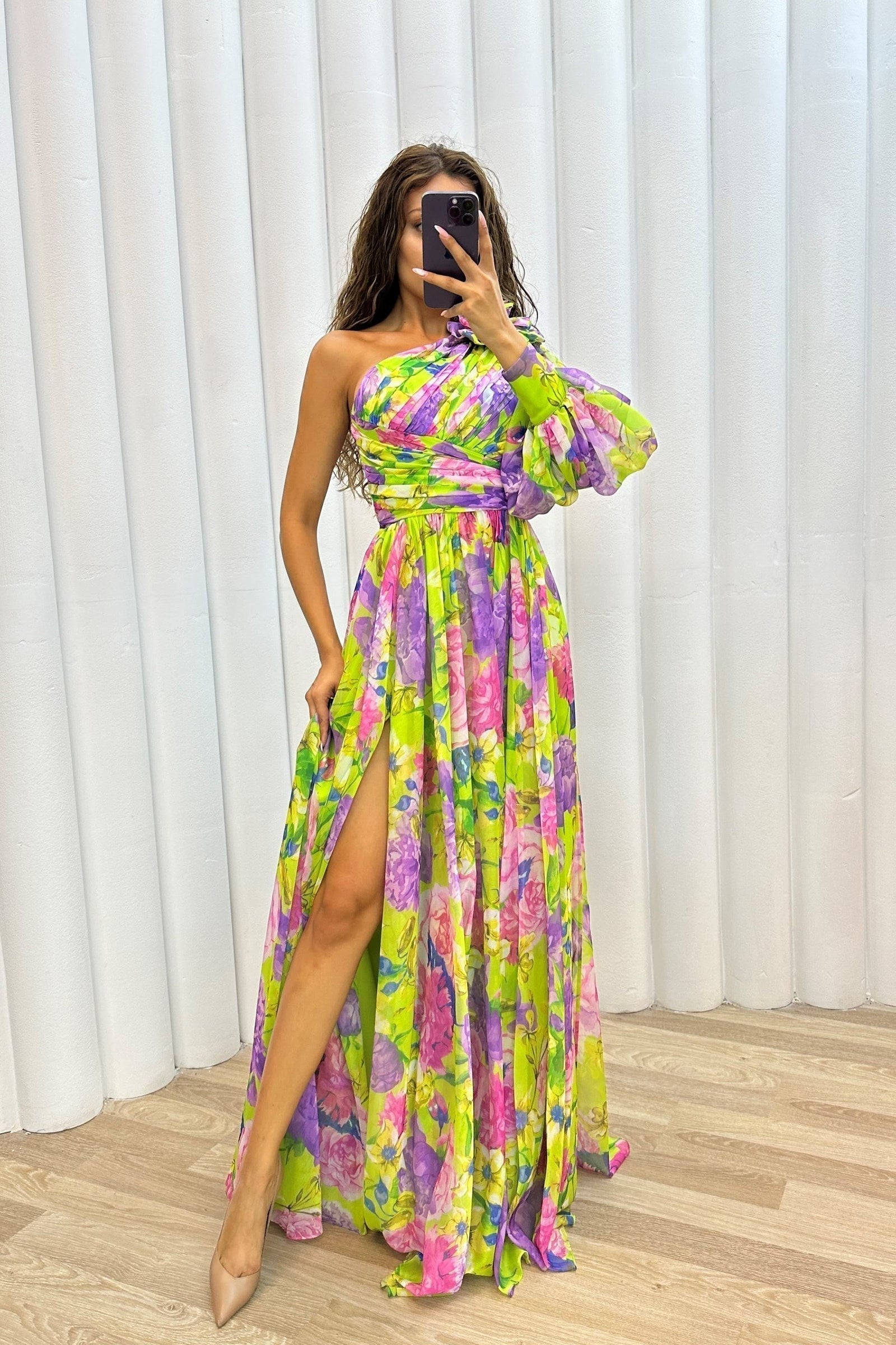 Whitney - Vestido Elegante y Fluido