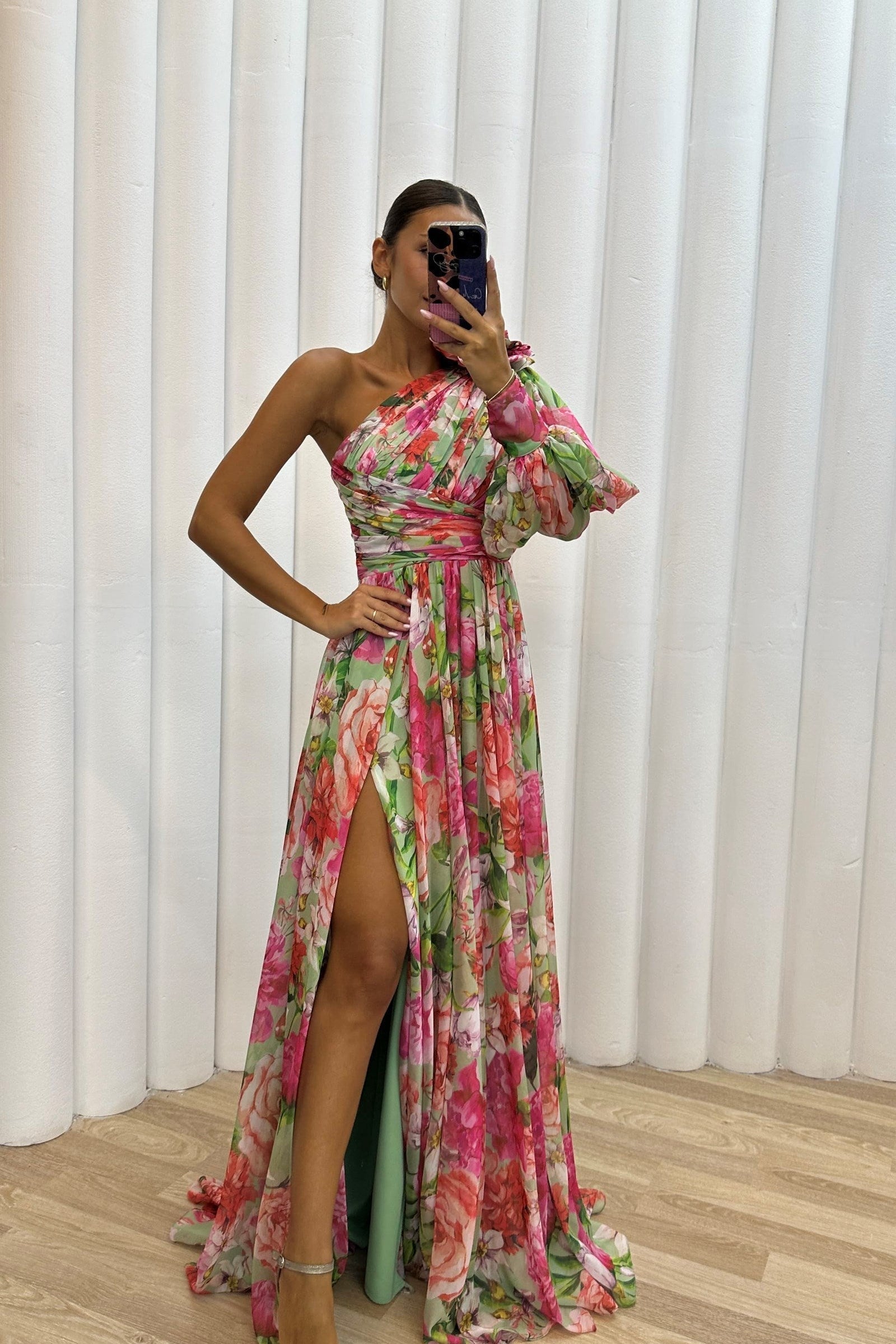 Whitney - Vestido Elegante y Fluido