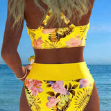 Bikini Floral con Abertura y Diseño Contrastante
