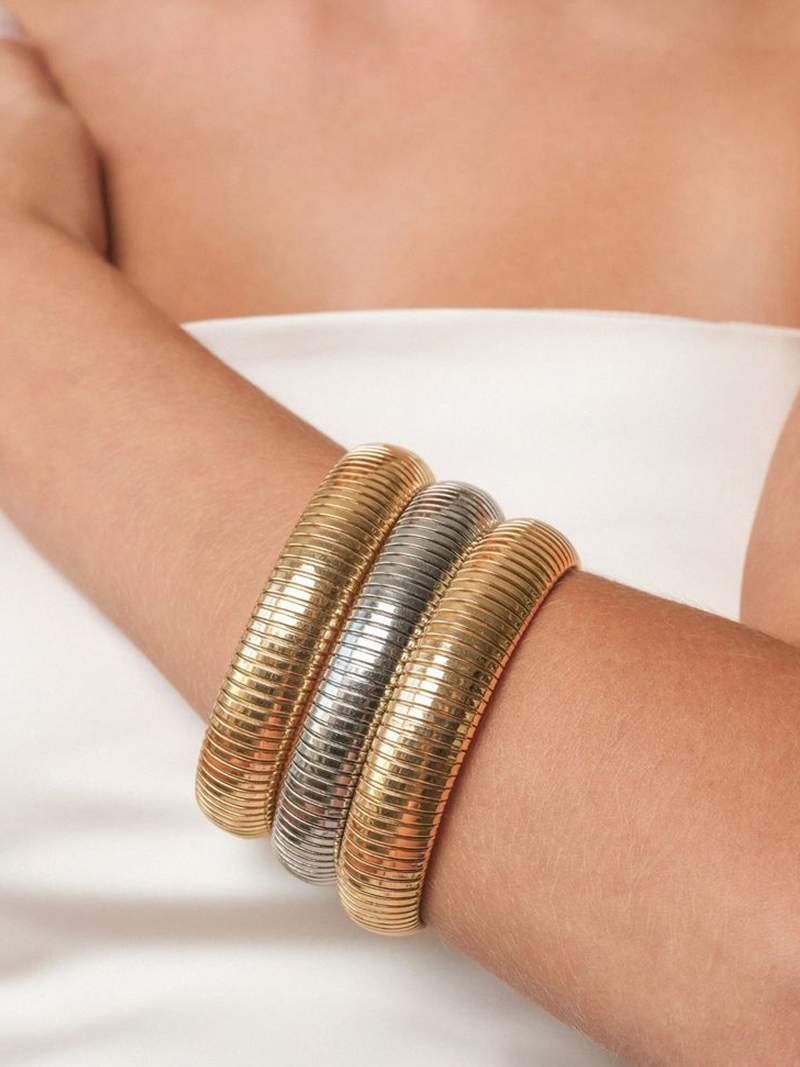 Pulsera estriada