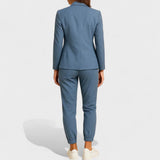 Gabriela - Conjunto Elegante con Chaqueta y Pantalones