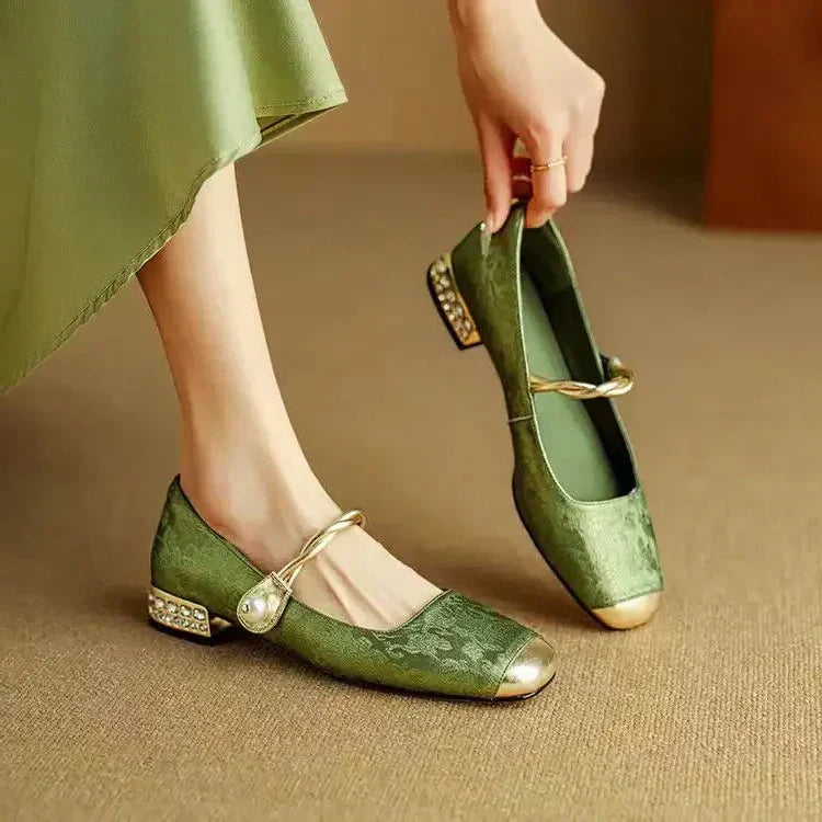 Daisy | Mary Janes