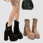 Amália - Botas de estilo urbano con personalidad y confianza