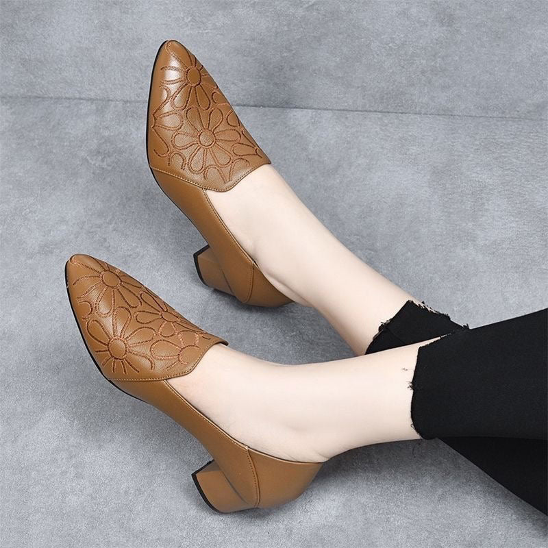 Olene - Zapatos de Tacón de Piel Vegana con Bordado Suave