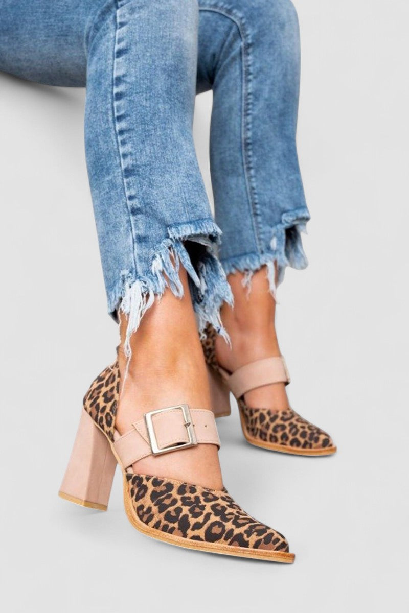 Selveta - Sandalias de ante con patrón de leopardo y tacón estable